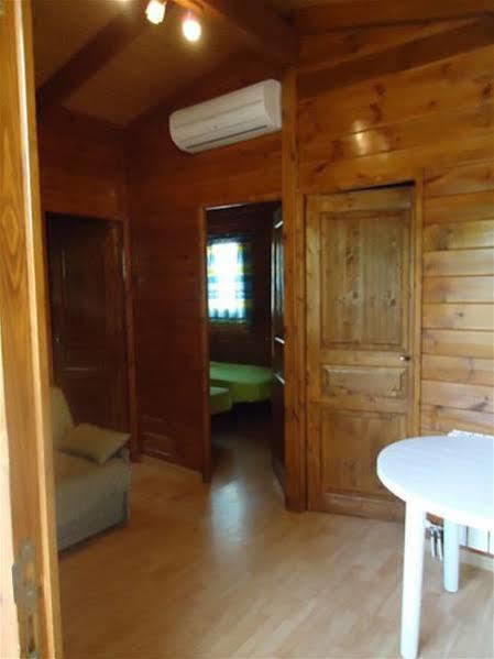 Camping Esponellà Extérieur photo